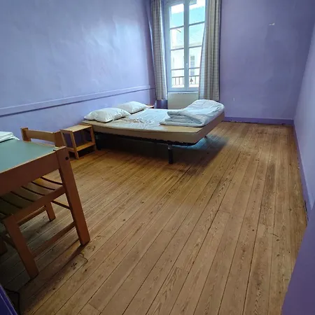 Logis Des Grands Chapeaux Albergue