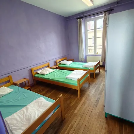 Logis Des Grands Chapeaux Albergue